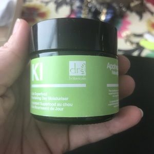 Dr Botanicals Makeup - KALE SUPERFOOD NOURISHING DAY MOISTURISER Dr Botanicals Makeup - KALE SUPERFOOD NOURISHING DAY MOISTURISER